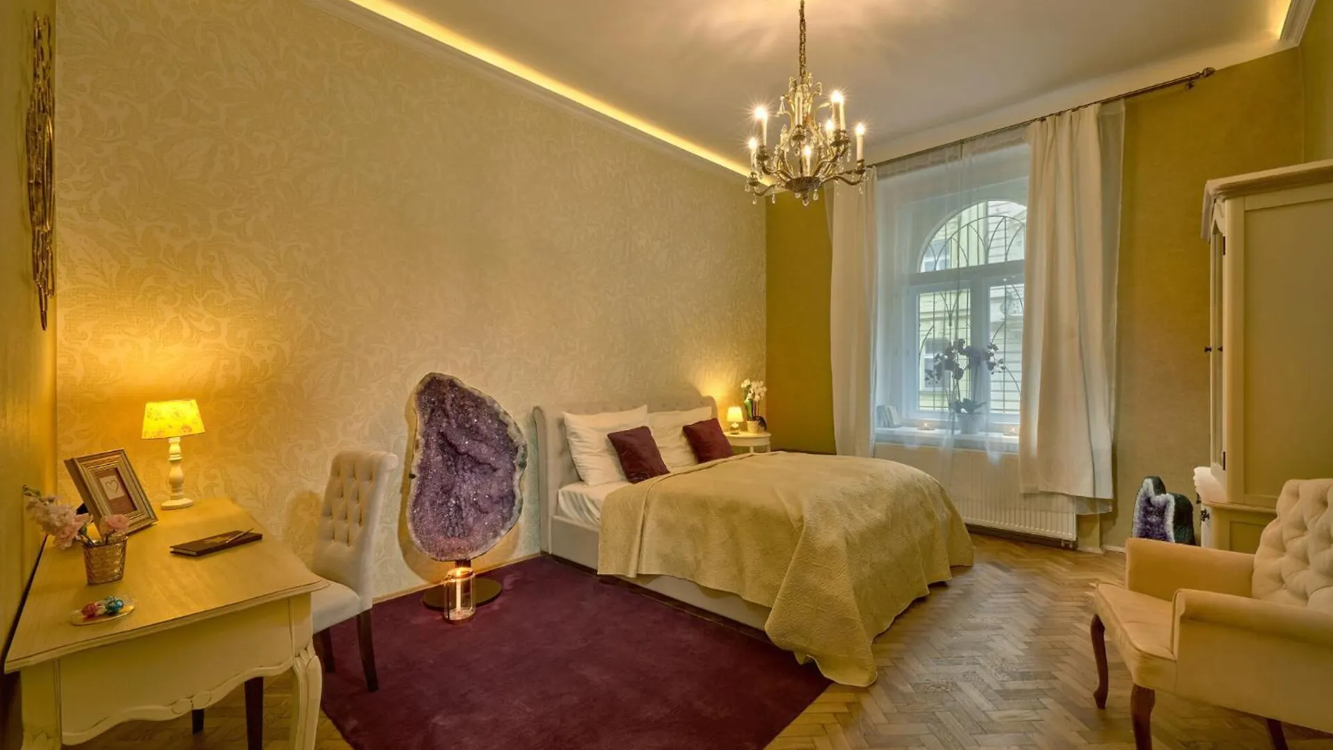 Amethyst Apartment Prague